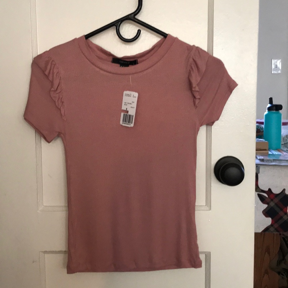 Ruffle sleeve top